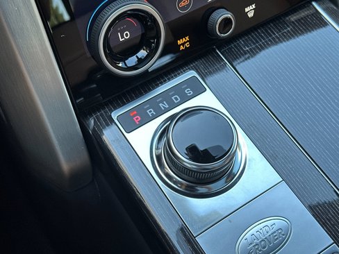 Used 2018 Land Rover Range Rover Long Wheelbase Autobiography image 24