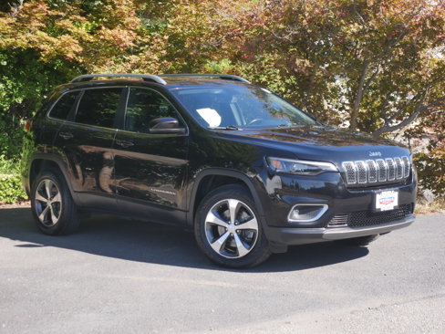 Used 2019 Jeep Cherokee Limited w/ Luxury Group image 35