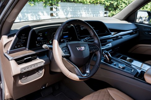 Used 2022 Cadillac Escalade ESV Premium Luxury image 7