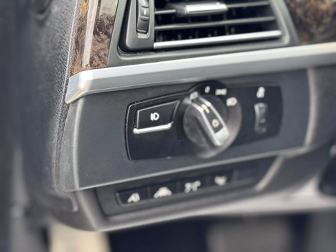 Used 2014 BMW 650i Coupe image 36