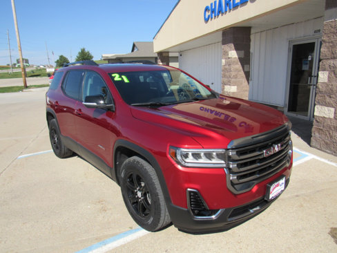 Used 2021 GMC Acadia AT4 w/ Technology Package image 3