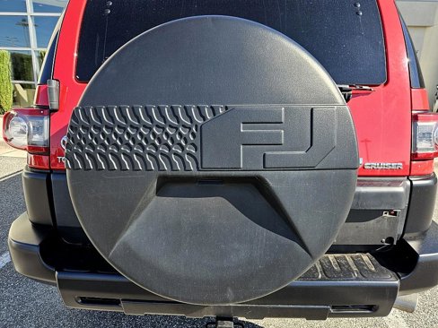 Used 2012 Toyota FJ Cruiser 4WD w/ Trail Teams Special Edition image 29