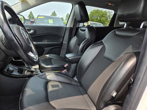 Used 2021 Jeep Compass Latitude image 26