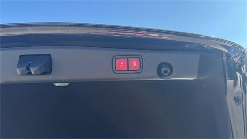 Certified 2022 Mercedes-Benz E 350 4MATIC Sedan image 36