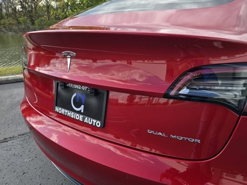 Used 2018 Tesla Model 3 Long Range image 9