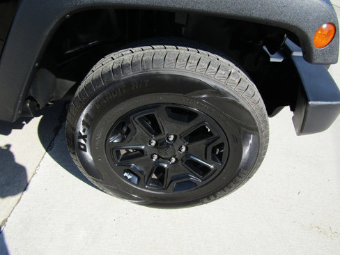 Used 2015 Jeep Wrangler Sport image 17
