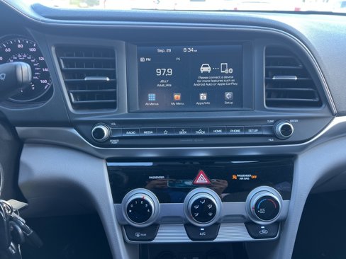 Used 2019 Hyundai Elantra SEL image 23
