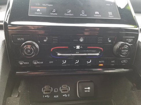 Certified 2022 Jeep Grand Cherokee Altitude image 23