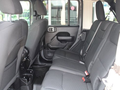 Certified 2022 Jeep Wrangler Unlimited Sport w/ Sun And Sound Package image 25