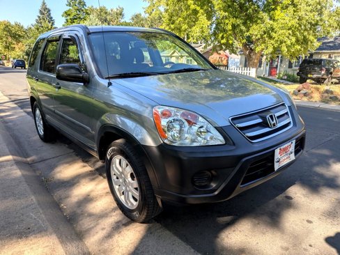Used 2005 Honda CR-V LX image 7