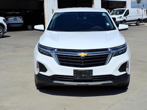 Used 2022 Chevrolet Equinox LT image 2