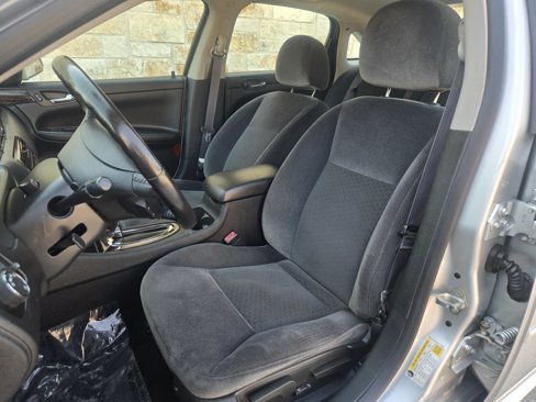 Used 2014 Chevrolet Impala LT w/ LT Sunroof Package image 5