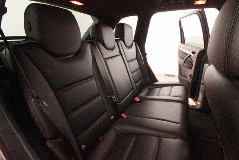 Used 2009 Porsche Cayenne S image 31