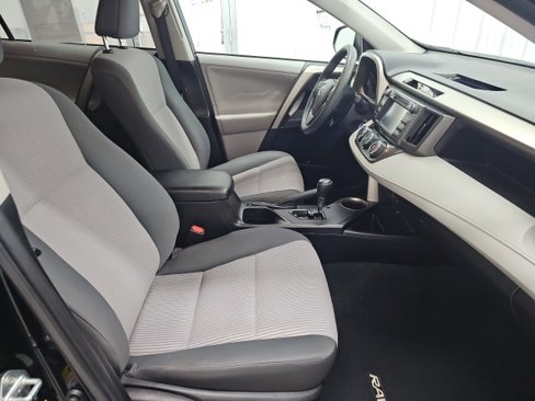 Used 2013 Toyota RAV4 LE image 12