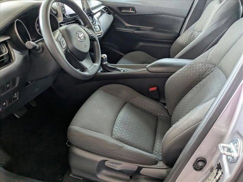 Used 2020 Toyota C-HR LE image 15