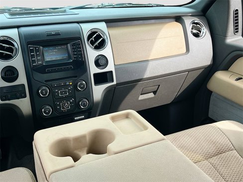 Used 2014 Ford F150 XLT w/ XLT Chrome Package image 20