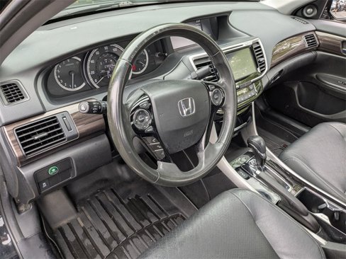 Used 2016 Honda Accord EX-L image 11