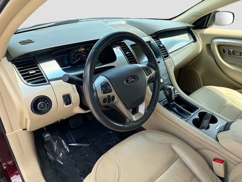Used 2018 Ford Taurus SEL w/ Equipment Group 201A image 10