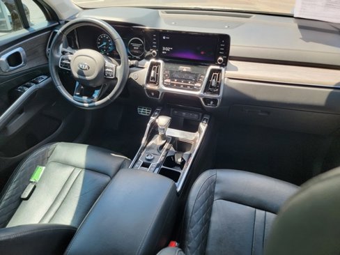Used 2021 Kia Sorento SX Prestige image 19