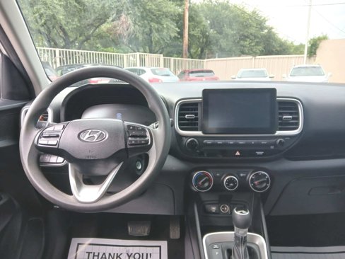 Used 2023 Hyundai Venue SE image 12