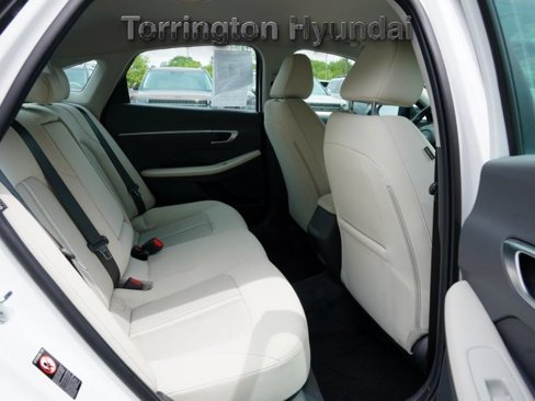 Used 2022 Hyundai Sonata SEL image 11