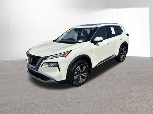 Used 2021 Nissan Rogue SL image 2