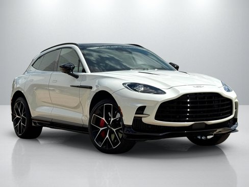 Used 2025 Aston Martin DBX 707 image 1