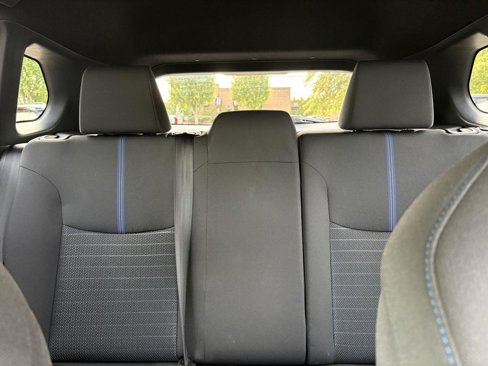 Used 2025 Toyota Corolla Cross AWD Hybrid image 23