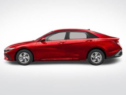 New 2025 Hyundai Elantra SE image 2