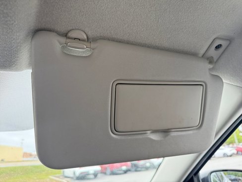 Used 2021 Nissan Kicks SV image 36