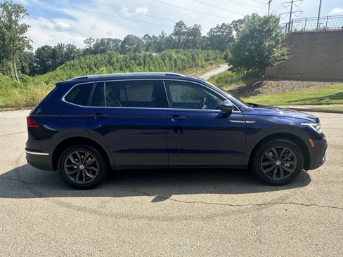 Used 2022 Volkswagen Tiguan SE image 6