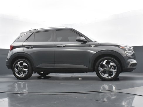 Certified 2024 Hyundai Venue SEL image 22