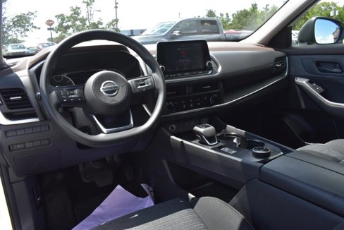 Used 2021 Nissan Rogue S image 16
