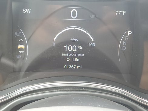 Used 2020 Jeep Grand Cherokee Limited w/ Luxury Group II image 22