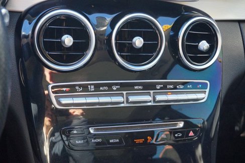Used 2015 Mercedes-Benz C 300 4MATIC Sedan image 33