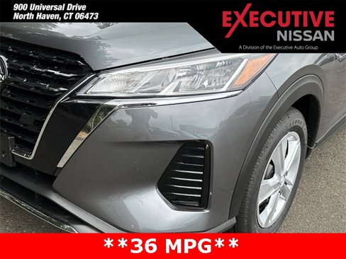 New 2025 Nissan Kicks Play S image 7