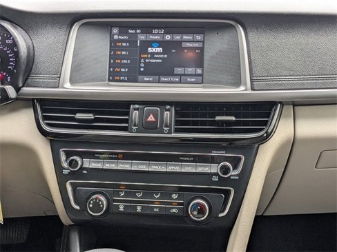 Used 2018 Kia Optima LX image 16