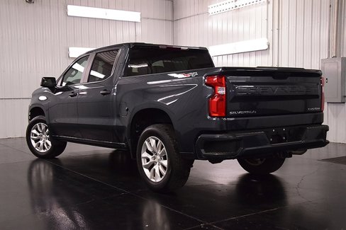 Used 2021 Chevrolet Silverado 1500 Custom image 5