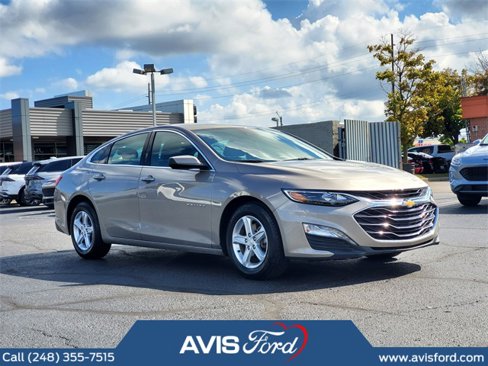 Used 2023 Chevrolet Malibu LT image 2