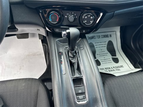 Used 2018 Honda HR-V LX image 11