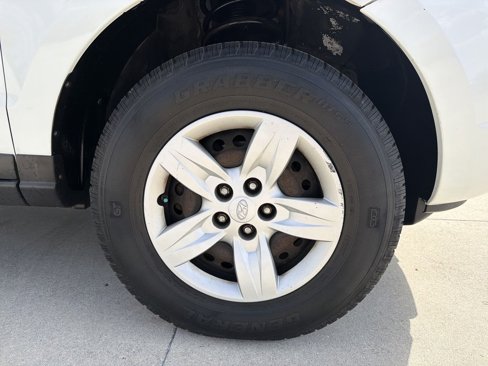 Used 2009 Hyundai Santa Fe GLS image 10