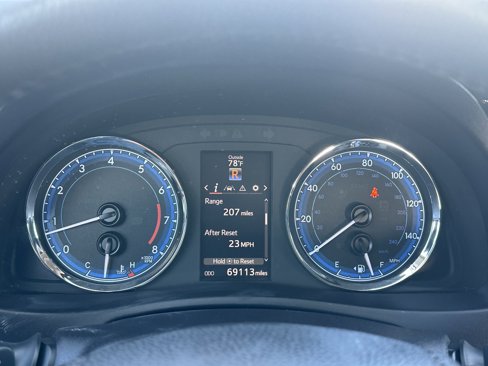 Used 2018 Toyota Corolla L image 26