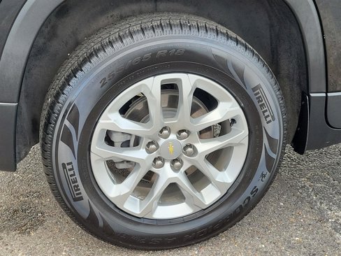 Used 2020 Chevrolet Traverse LT image 30