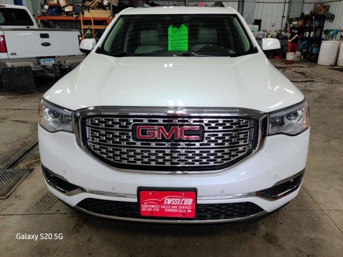 Used 2017 GMC Acadia Denali image 3