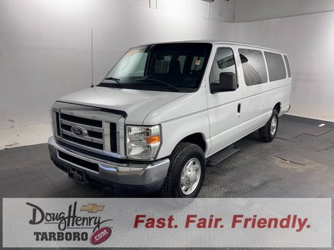 Used 2013 Ford E-350 and Econoline 350 XLT image 1