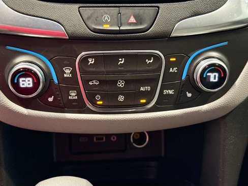 Used 2022 Chevrolet Equinox LT image 14