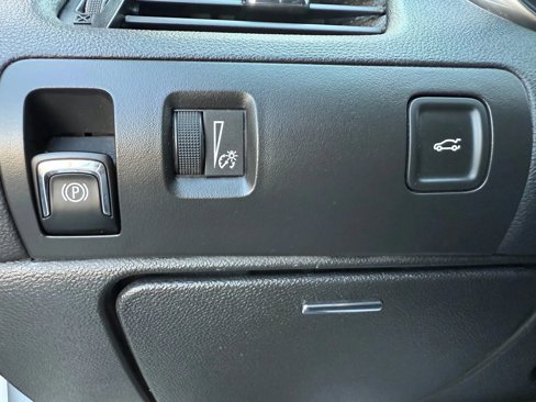 Used 2019 Chevrolet Impala LT image 19