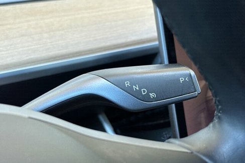 Used 2019 Tesla Model 3 Long Range image 21