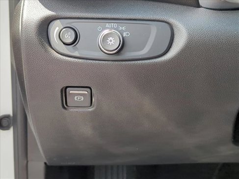 Used 2021 Chevrolet Blazer LT image 15