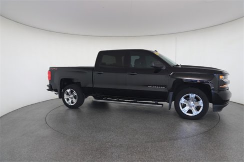 Used 2018 Chevrolet Silverado 1500 Custom image 25